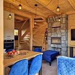 Lk Osada Z Prywatna Balia Nieopodal Jeziora Czorsztynskiego I Trasy Velo Czorsztyn Casa vacanze *