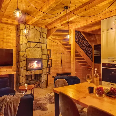 Casa vacanze Lk Osada Z Prywatna Balia Nieopodal Jeziora Czorsztynskiego I Trasy Velo Czorsztyn *